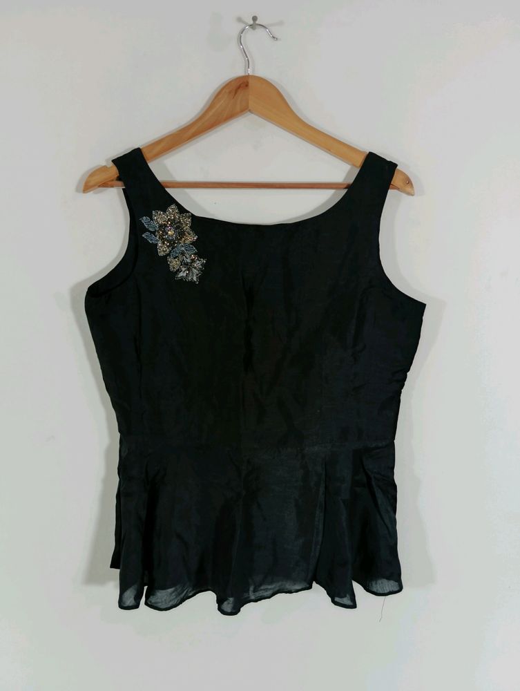 Black Plain Casual Top (Women)