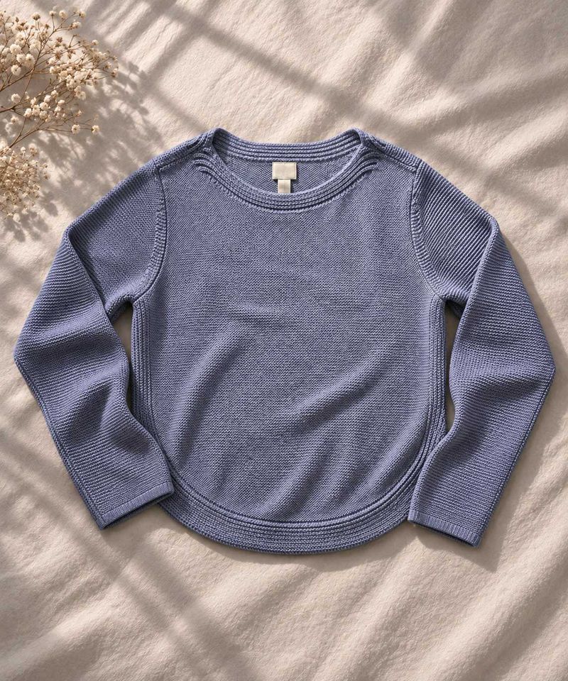 DUSTY LAVENDER TEXTURED KNIT CURVED HEM SWEATER
