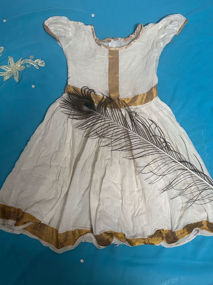 White &amp; Gold Traditional Ethnic Gown