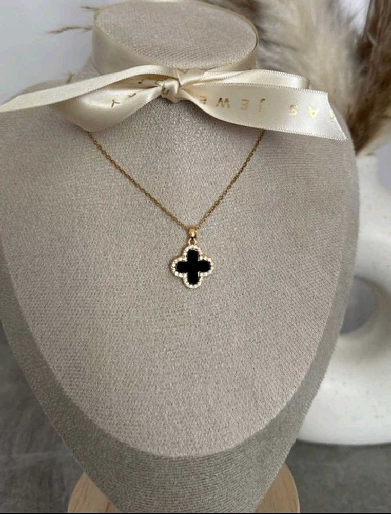 white and black double side pendant