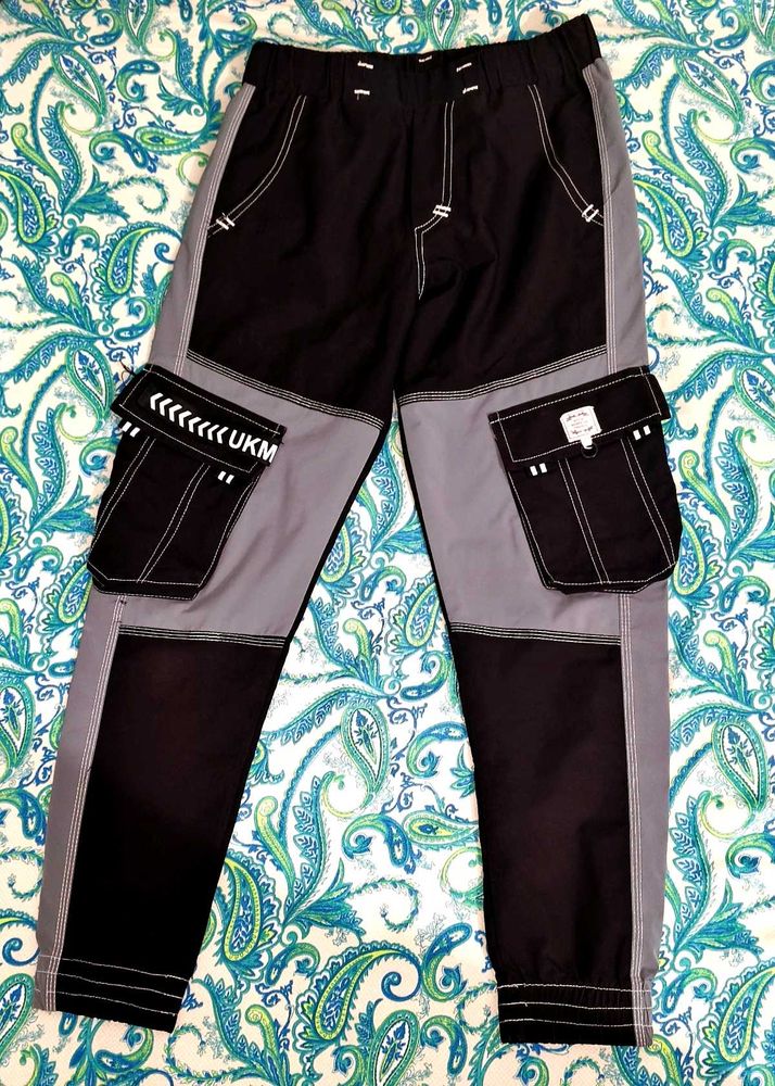 Stylish Black &amp; Gray Cargo Pants