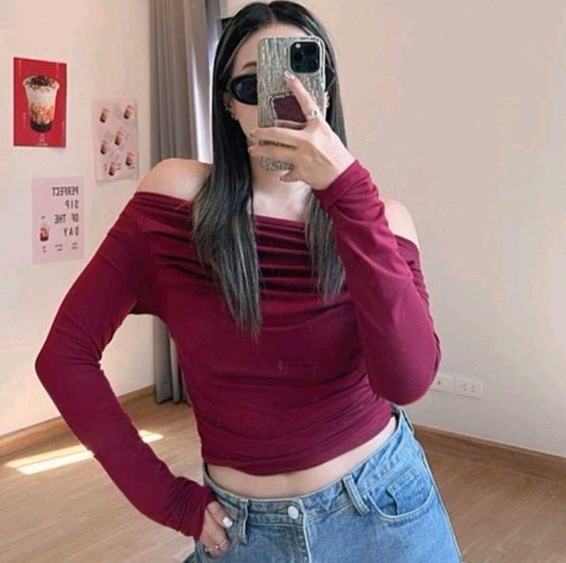 Offshoulder Chic Top