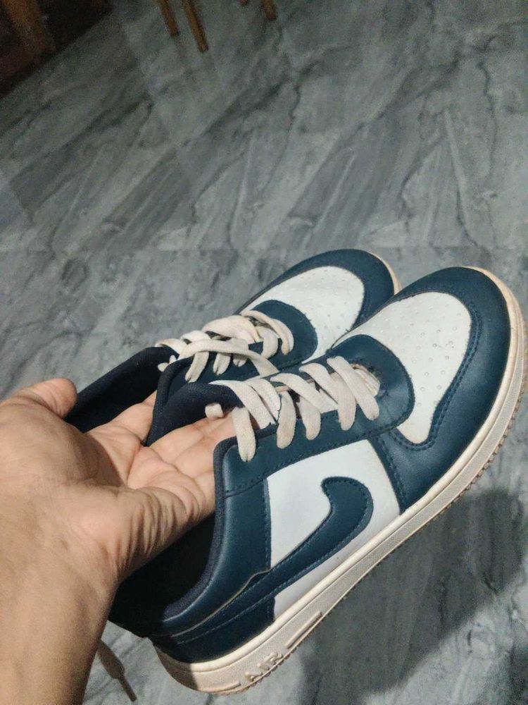 Classic Blue &amp; White Sneakers