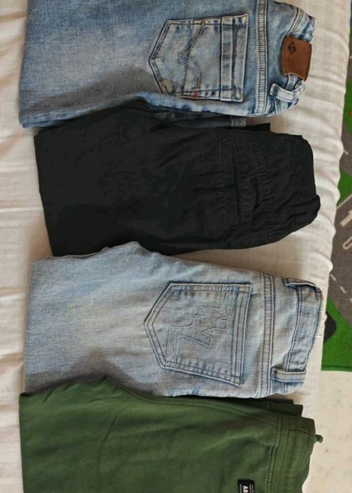 Bundle of 4 Pants