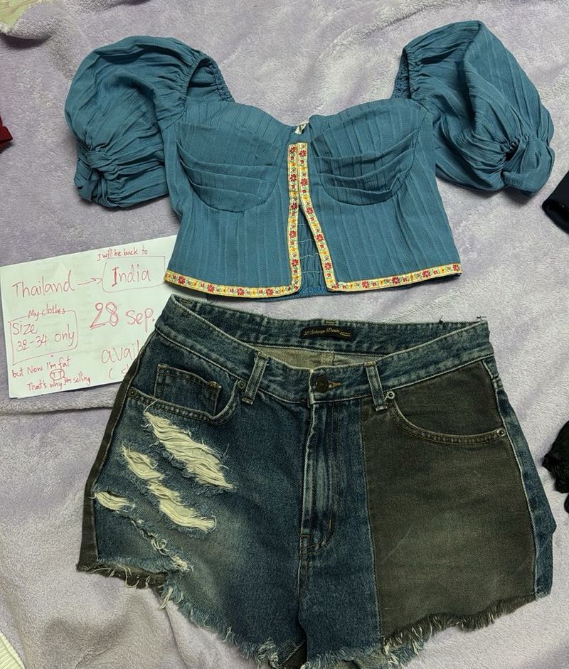 Blue Puff Sleeve Corset Top &amp; Distressed Denim Sho