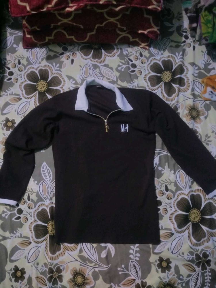 Brown Zip Neck Collared Tshirt
