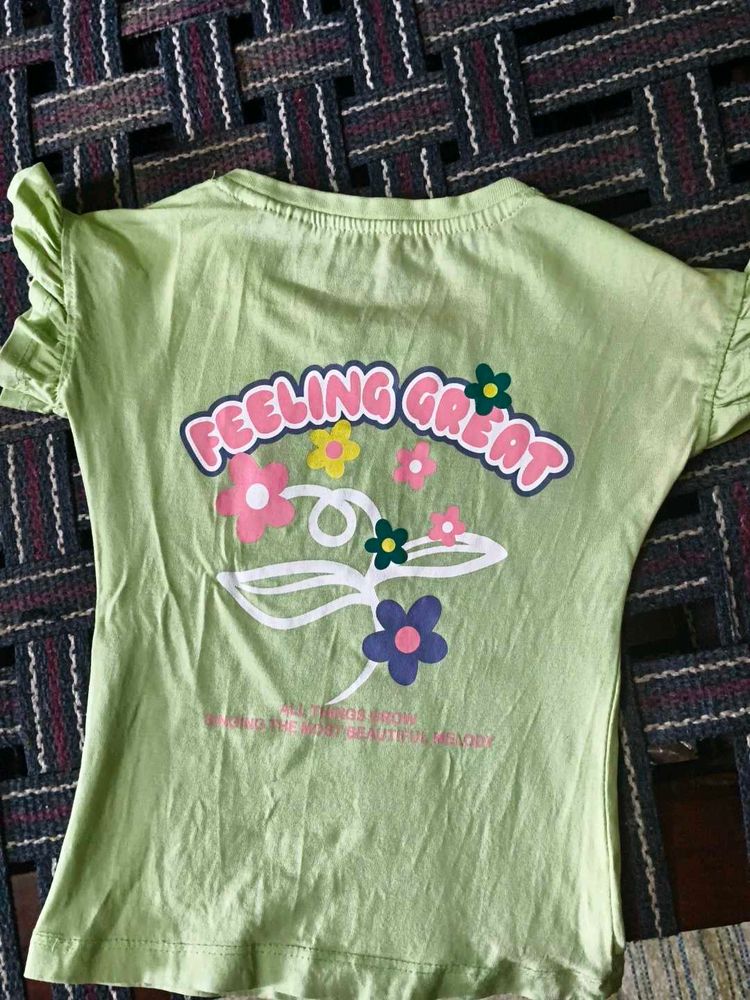 Cute "Feeling Great" Graphic Tee