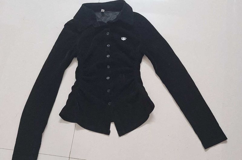 Chic Black Velvet Button-Up Top. Fitted shirt