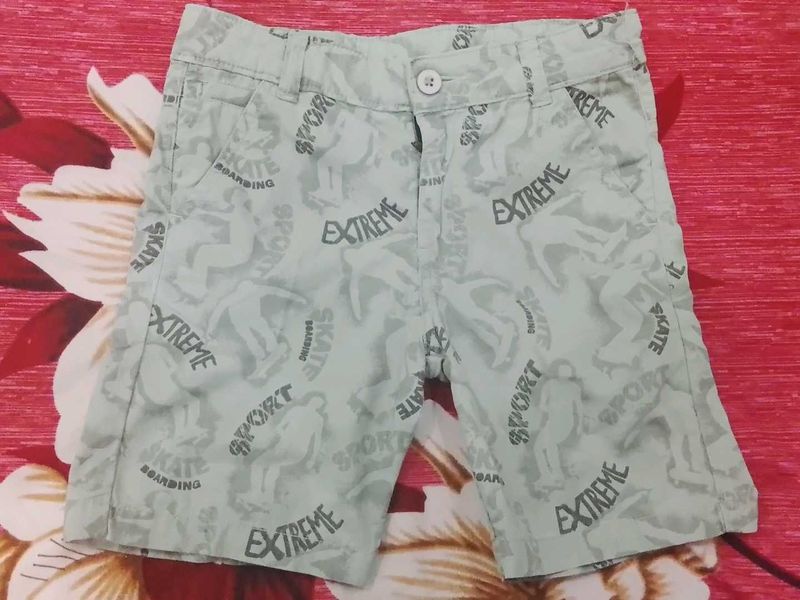 Boys Skateboarding "Extreme" Shorts