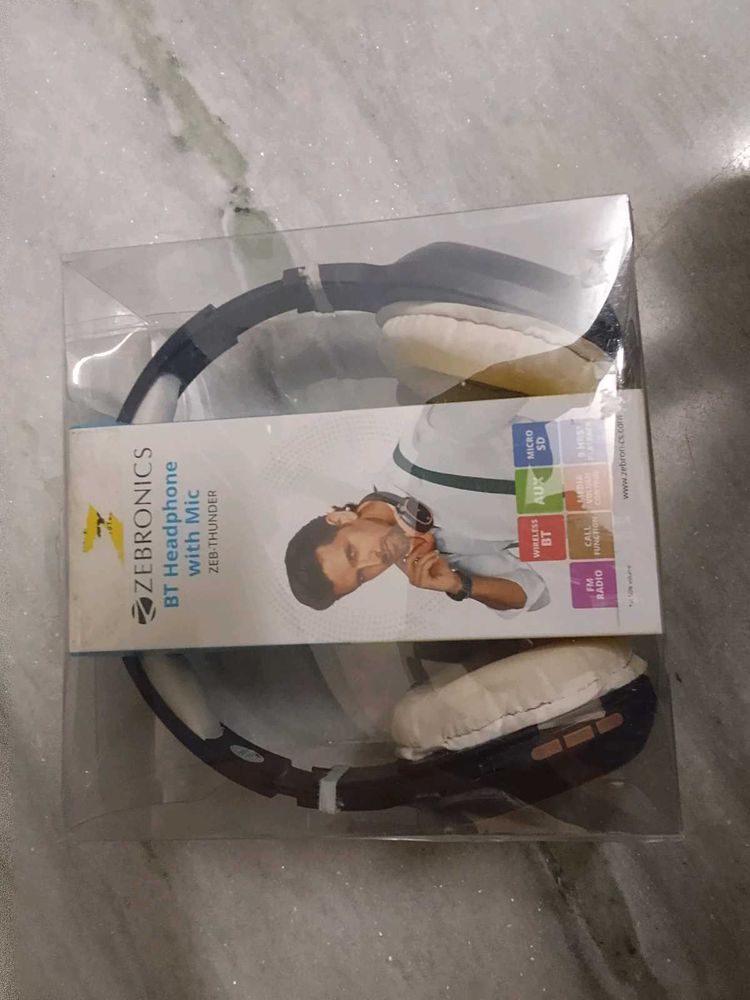 Head phone