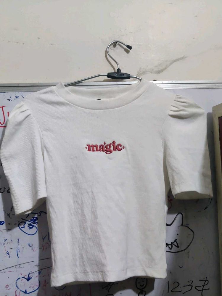 White "magic" Puff Sleeve Top