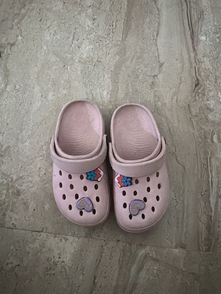 pink crocs