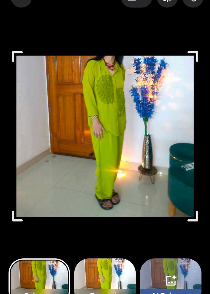 Vibrant Green Co-ord  Set with Elegant Embroidery