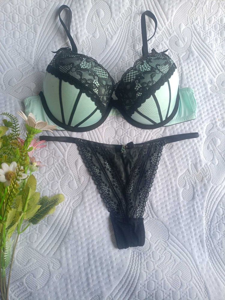 Mint Green &amp; Black Lace Lingerie Set