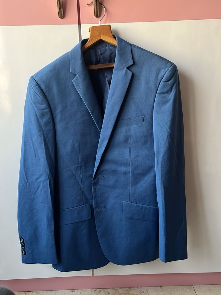 Blue Blazer - Smart &amp; Stylish