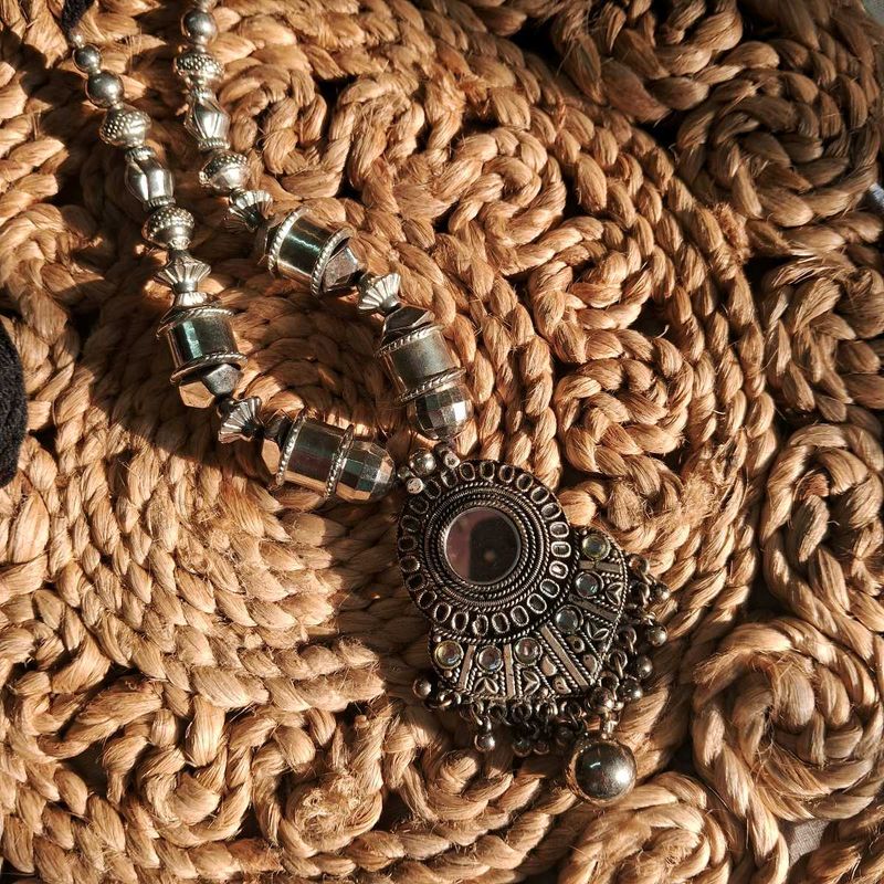 HEAVY OXIDISED NECKLACE - NEW