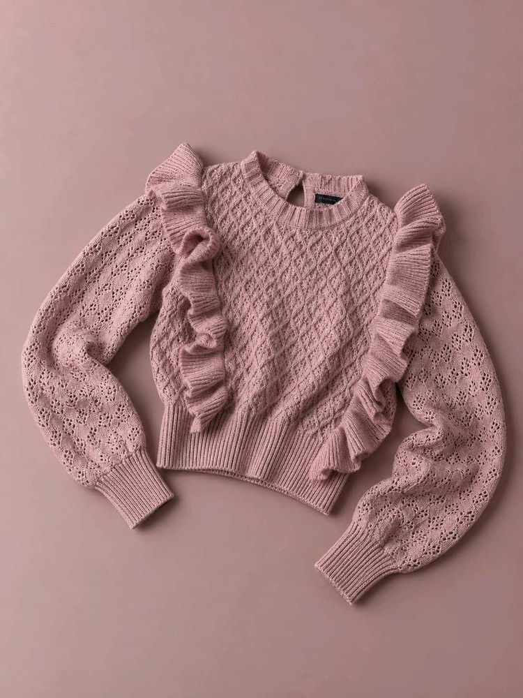 DUSTY PINK RUFFLE CABLE KNIT SWEATER
