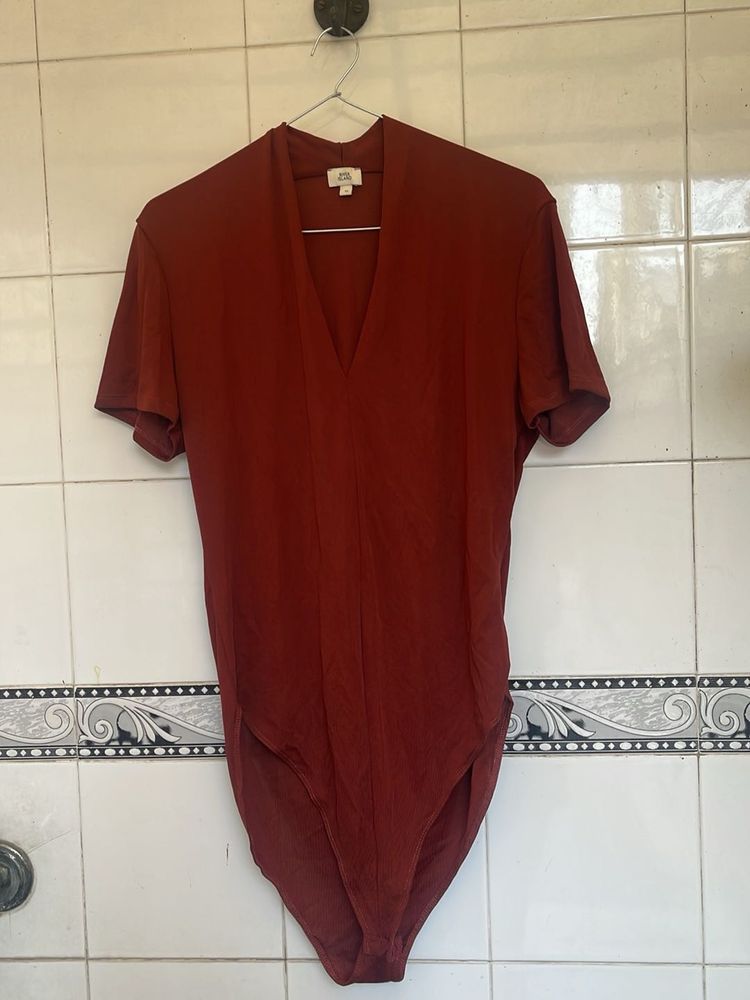 Chic Rust V-Neck Bodysuit