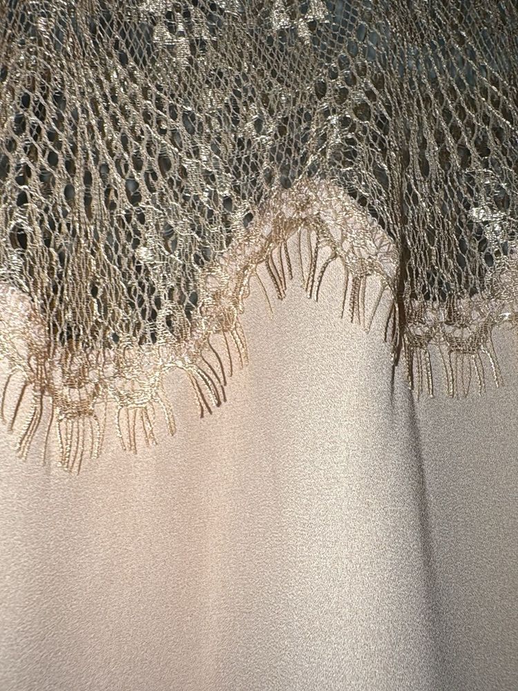 Forever 21 Elegant Lace Trimmed Top (size L)