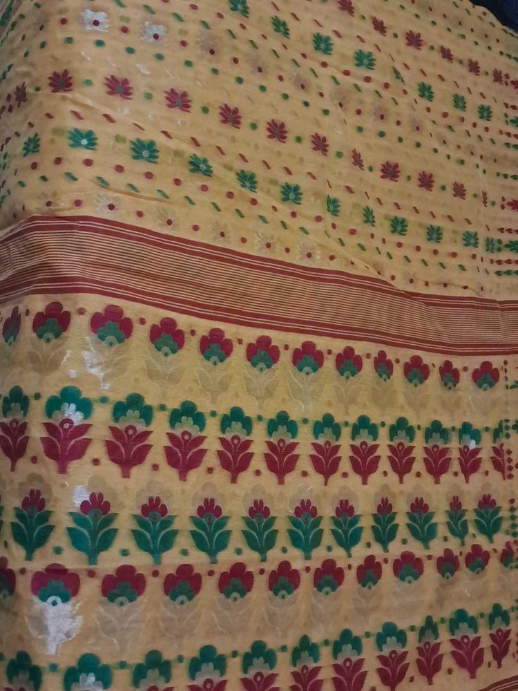Beautiful Yellow Bengal Jamdani Saree