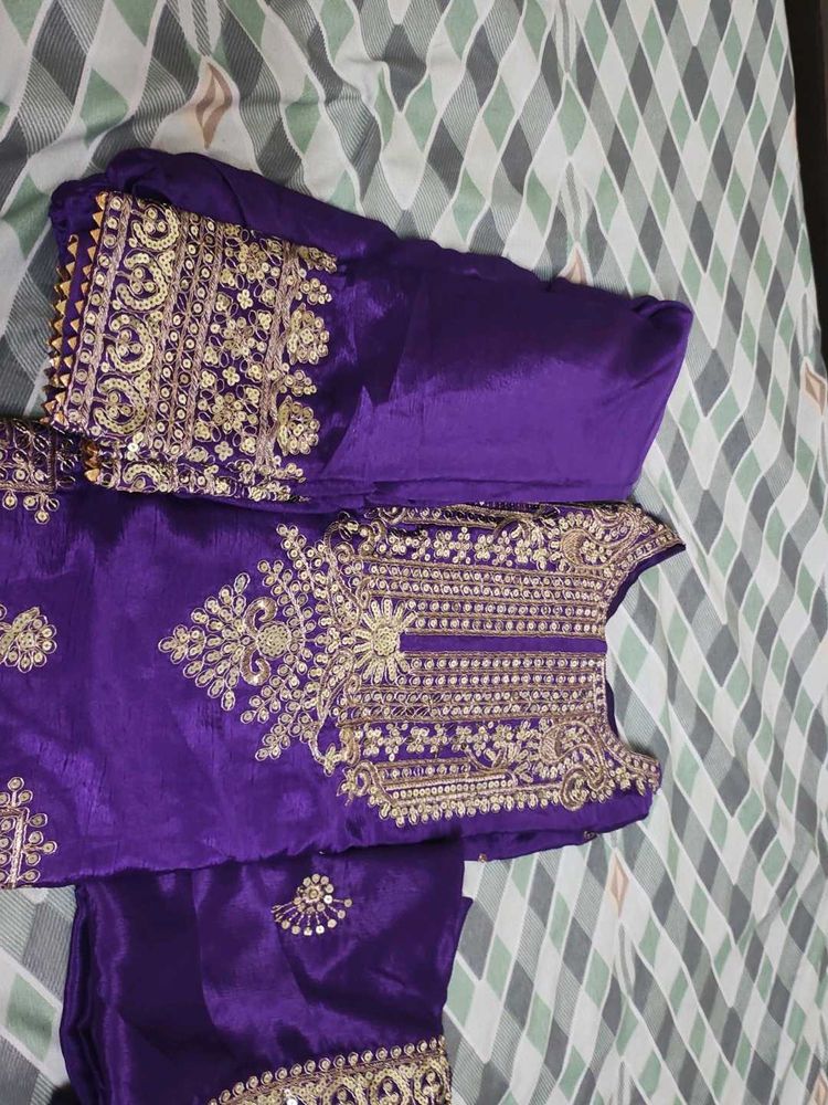 Exquisite Purple Embroidered Kurta Set