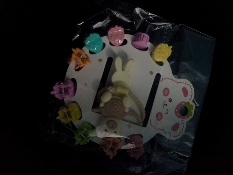 Cute mini Clips and hair band Set of 2