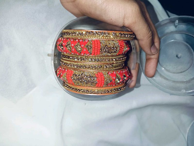 Beautiful Red &amp; Gold Bangles Set