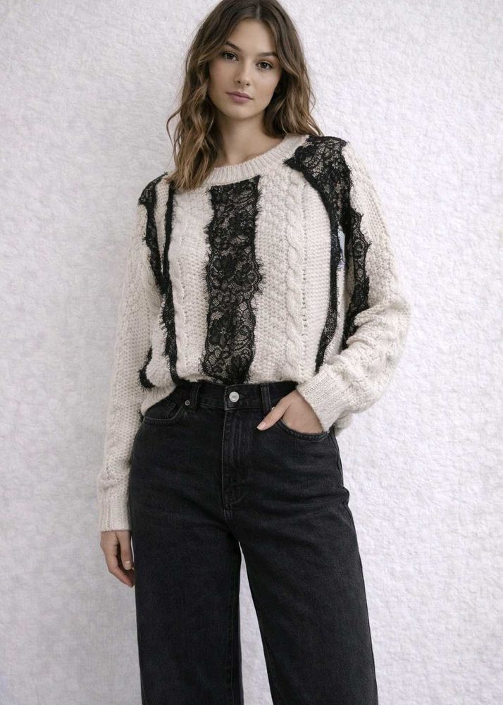 Lace Detail Knit Sweater