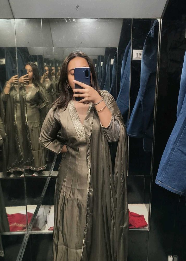 Elegant Sequined Kurta Set
