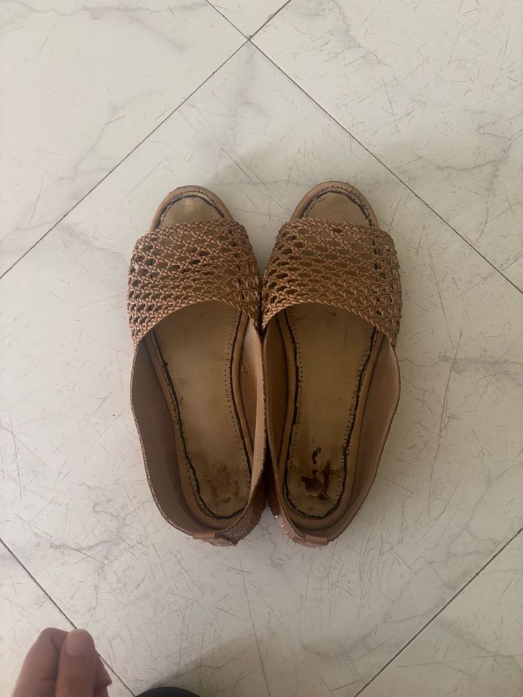 Woven design Flats