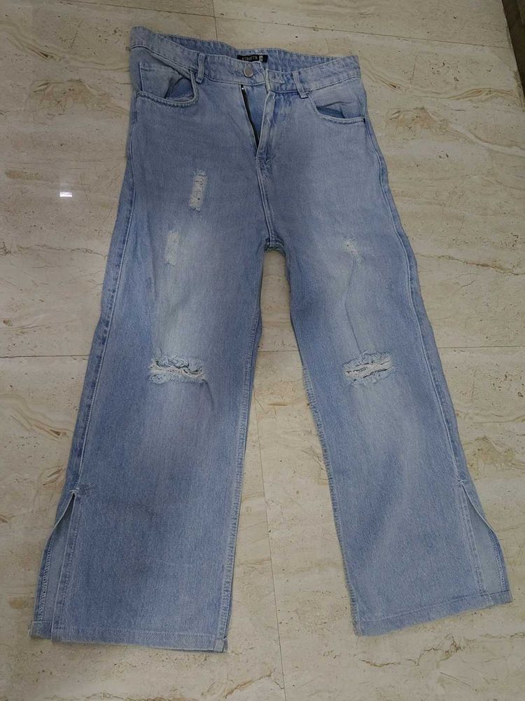 Trendy Ripped Wide-Leg Jeans