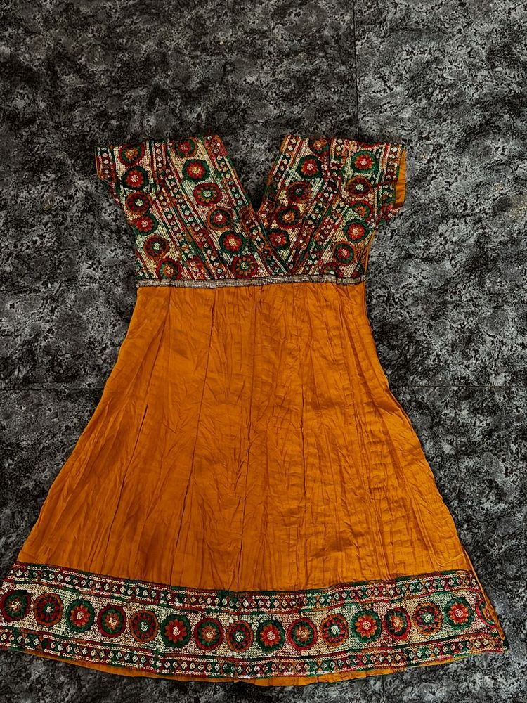 Embroidered Ethnic Kurti