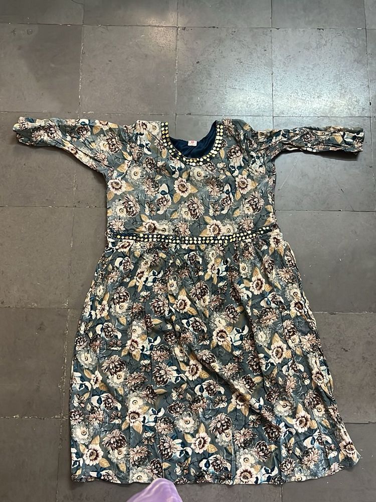 Floral Print Kurta with Embellished Neckline