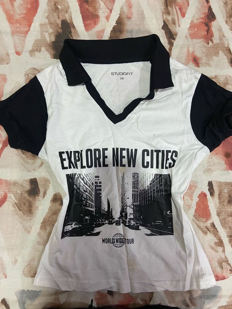 StudioFit Graphic T-Shirt