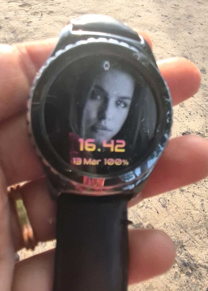 Samsung Gear S2 Smartwatch
