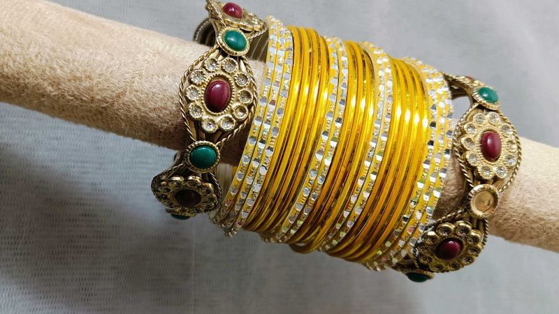 Golden Bangle Set