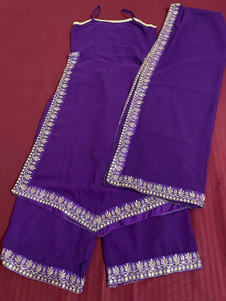 Elegant Purple suit set with Embroidery