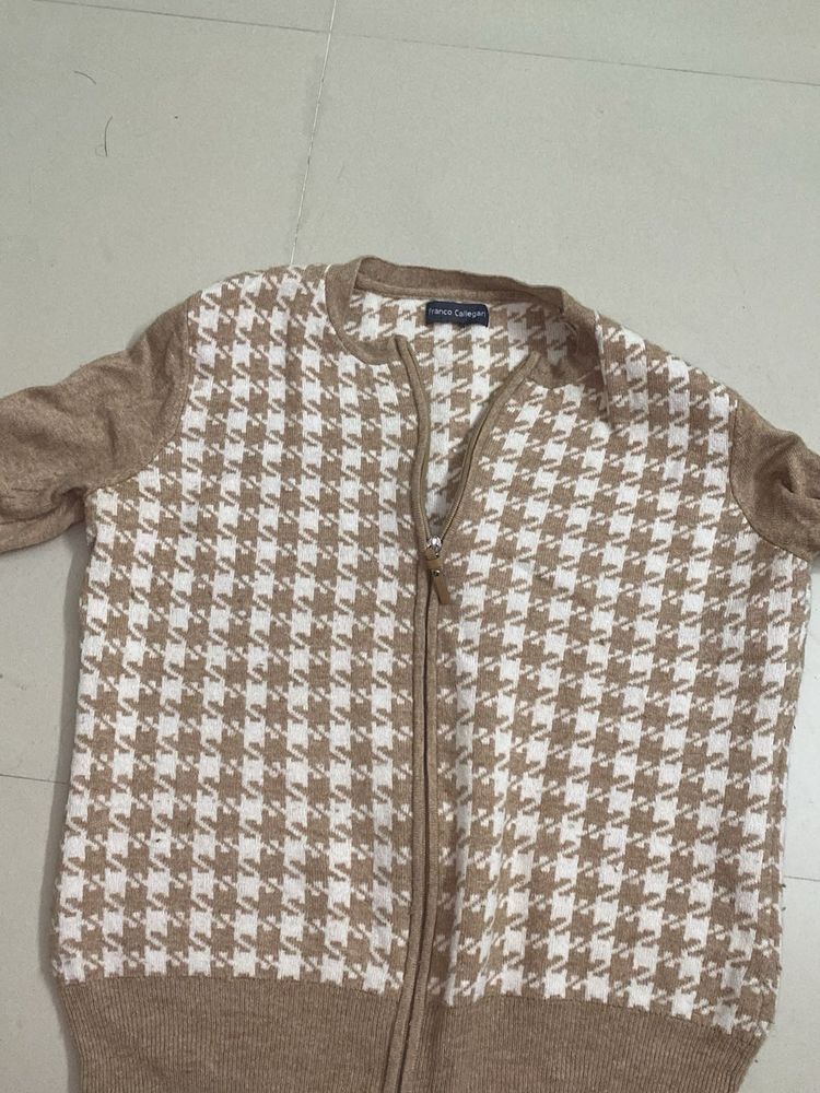 Stylish Houndstooth Knit Cardigan