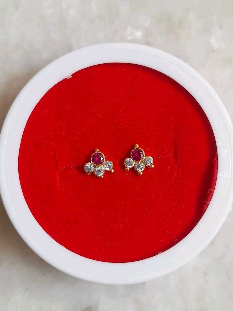 beautiful New earrings gold