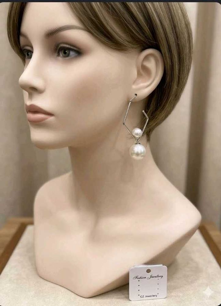 Elegant Pearl Drop Earrings