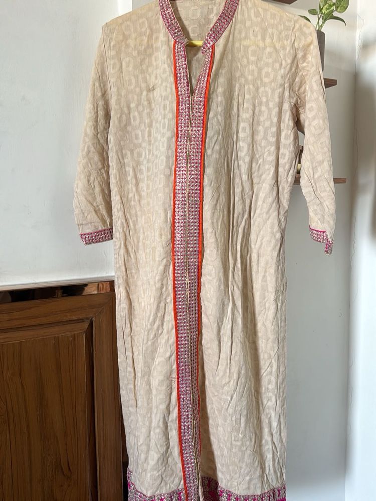 Elegant Beige Embroidered Kurta