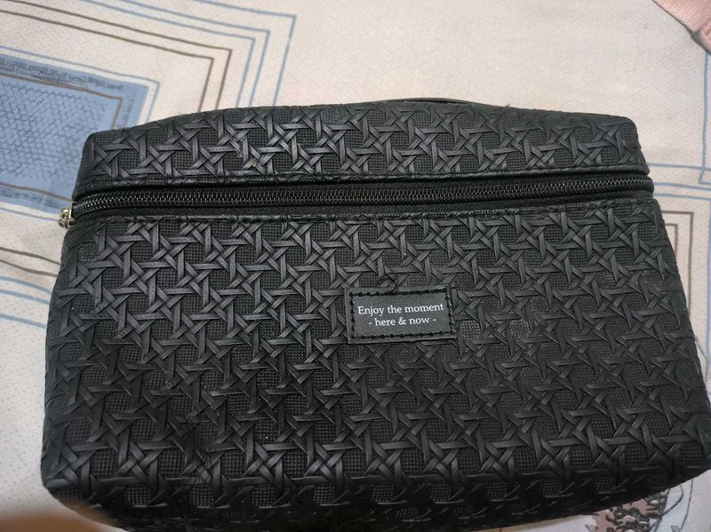 Stylish Black Textured Cosmetic Pouch