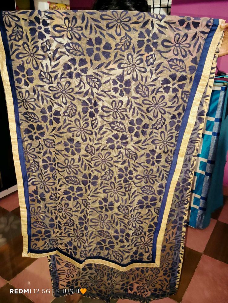 Elegant Floral Print Dupatta