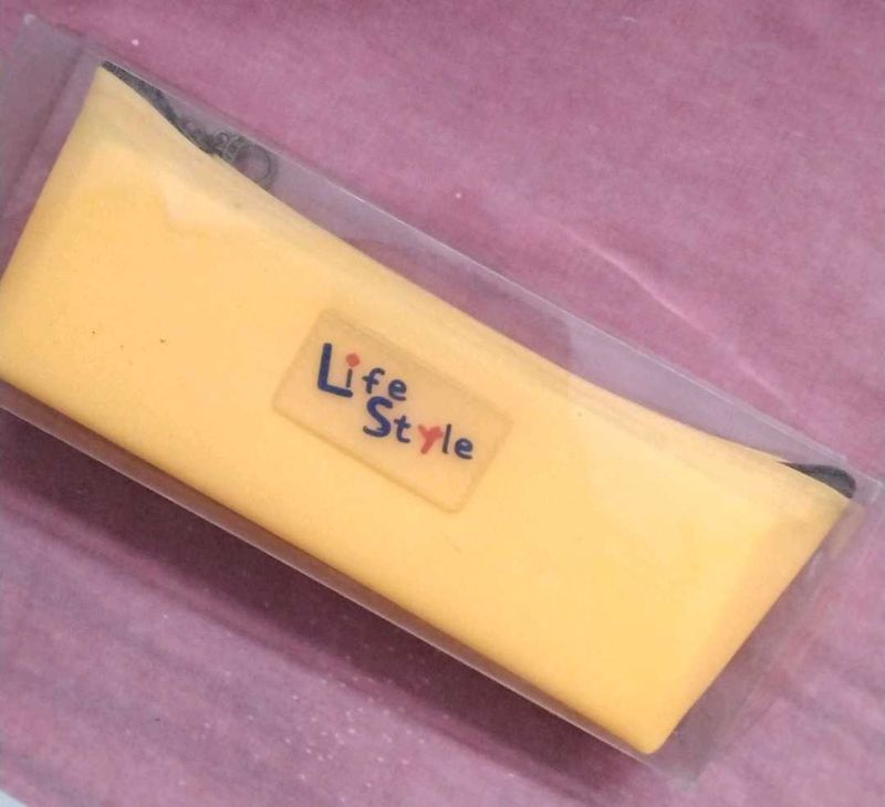 Lifestyle Pencil Case - Yellow &amp; Blue Pack Of 1