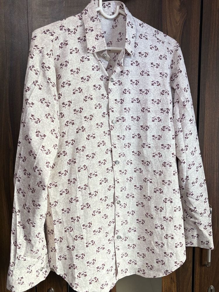 Men's Floral Print Button-Up Shirt