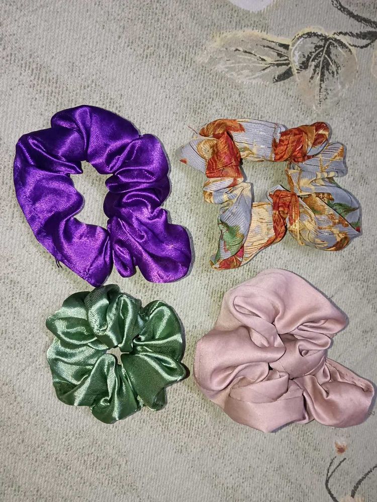 Set of 4 Satin Scrunchies