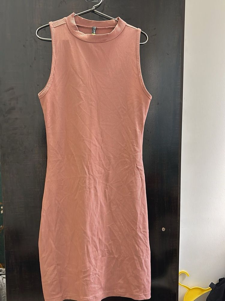 Ribbed Sleeveless Bodycon Dress