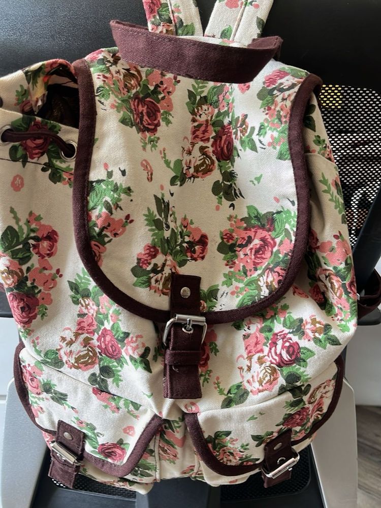 Like New Floral Backpack