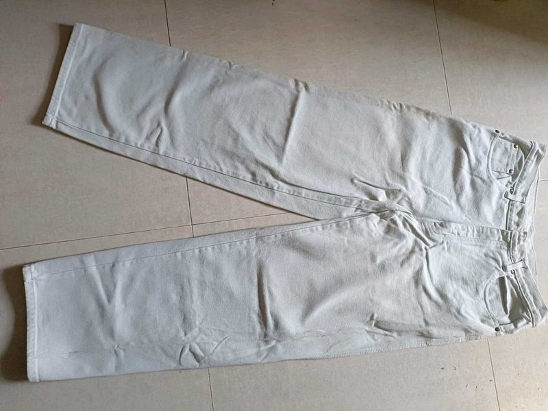 Off-White Straight Jeans
