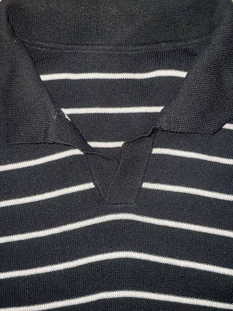 Striped Black &amp; White Knit Regular Fit T-Shirt
